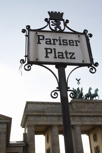 275 Unter den Linden.JPG
